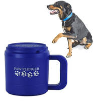 Paw Plunger Medium Mancstisztító közepestestű kutyáknak kék